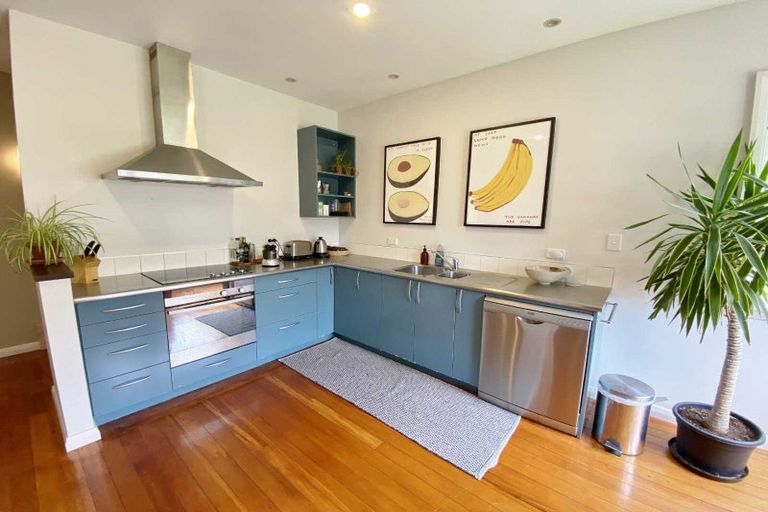 Photo of property in 25 Stoke Street, Sumner, Christchurch, 8081