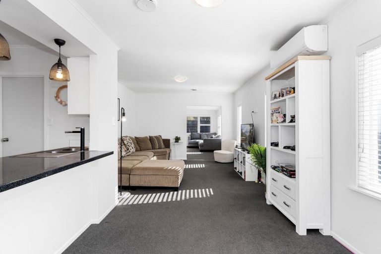 Photo of property in 9 Karaka Road, Otumoetai, Tauranga, 3110