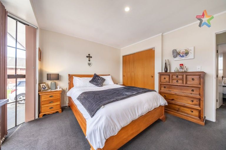 Photo of property in 2/8 Hewer Crescent, Naenae, Lower Hutt, 5011