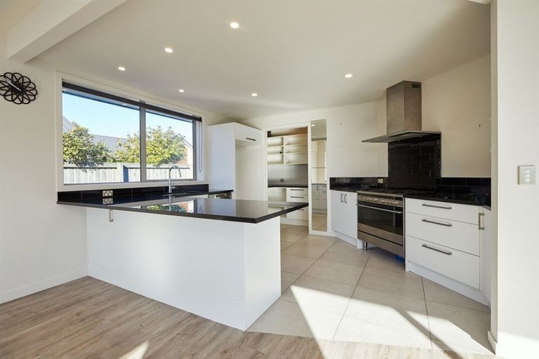 Photo of property in 7 Mcrae Gardens, Kaikoura Flat, Kaikoura, 7371