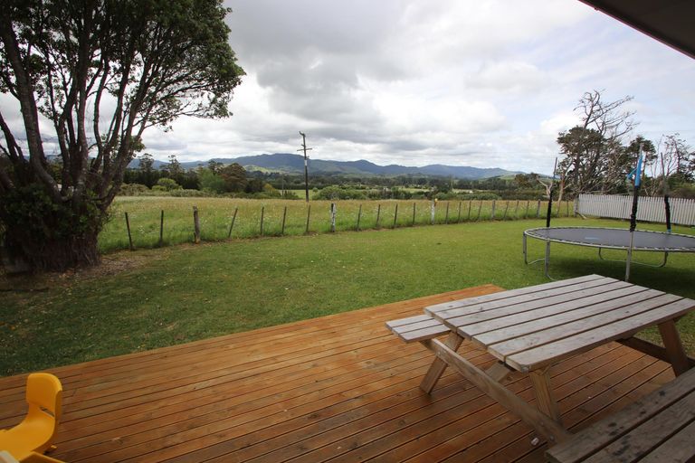 Photo of property in 41 Fairburn Road, Kaitaia, 0482