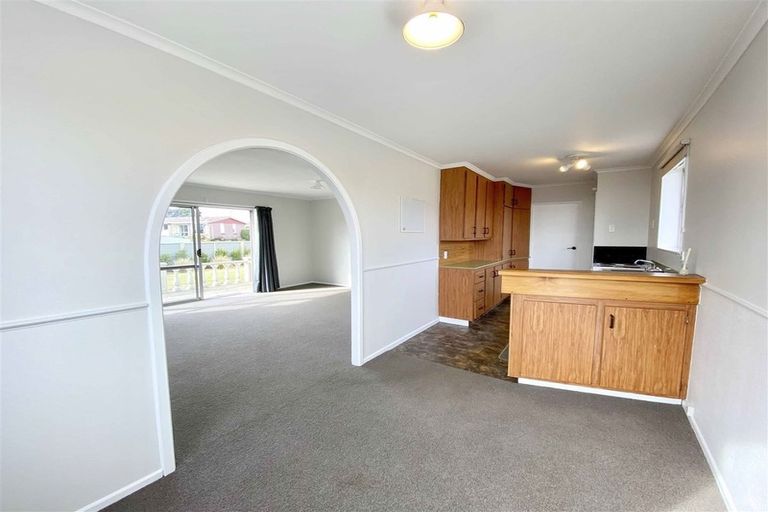 Photo of property in 84 Dunbeath Crescent, Kew, Invercargill, 9812