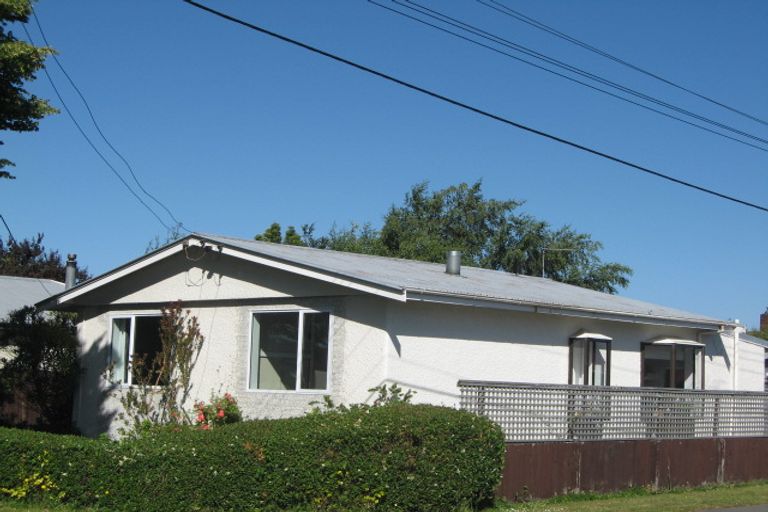 Photo of property in 18 Dominion Avenue, Spreydon, Christchurch, 8024