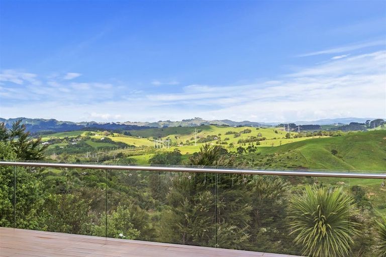 Photo of property in 719 Redoubt Road, Flat Bush, Auckland, 2019