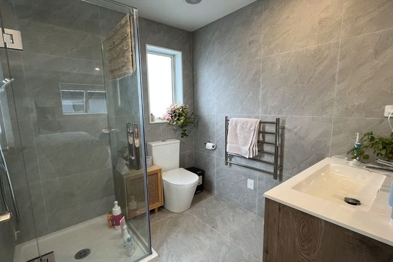 Photo of property in 5 Kapehu Road, Silverdale, 0932