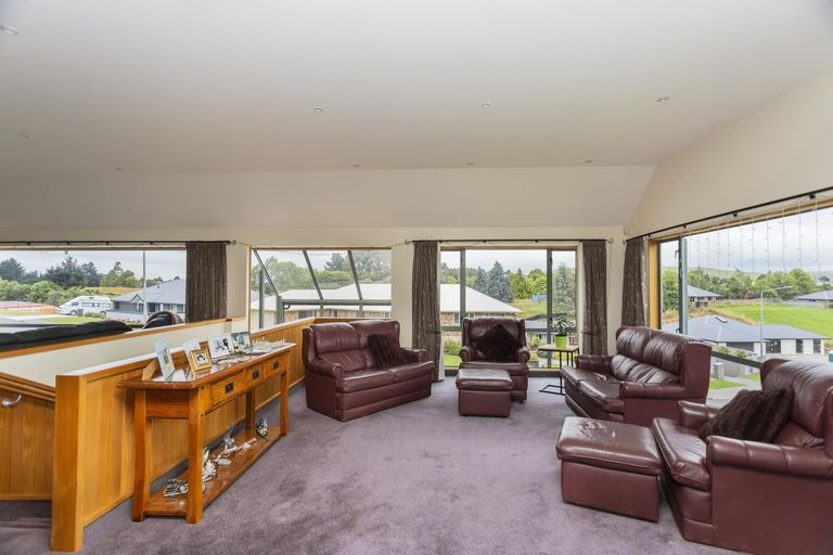 Photo of property in 12 Grove Avenue, Weston, Oamaru, 9401