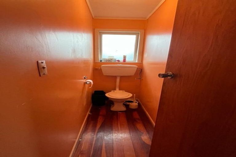 Photo of property in 8 Pooley Street, Pakuranga Heights, Auckland, 2010