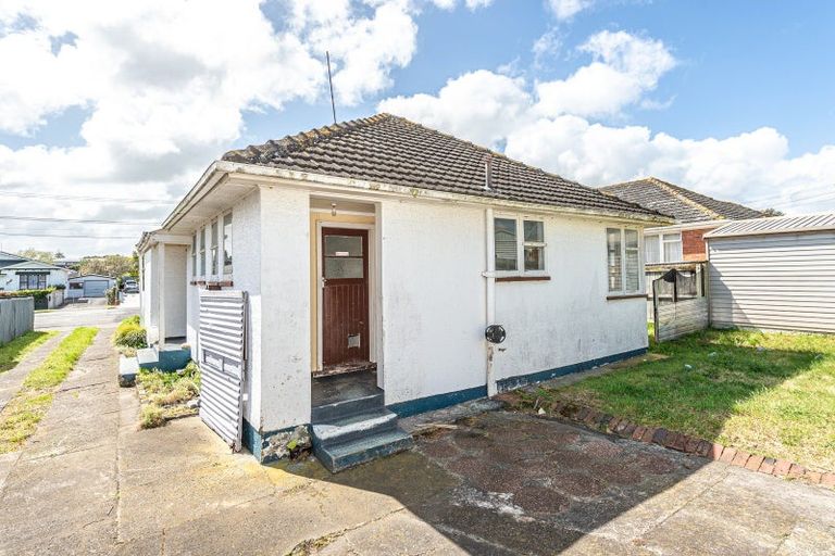 Photo of property in 59 Puriri Street, Gonville, Whanganui, 4501