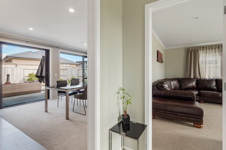 Photo of property in 22 Piata Street, Papamoa Beach, Papamoa, 3118