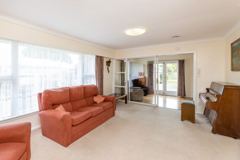 Photo of property in 4 Falcon Street, New Brighton, Christchurch, 8061
