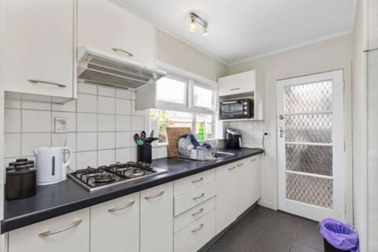 Photo of property in 5/8 Overton Road, Papatoetoe, Auckland, 2025