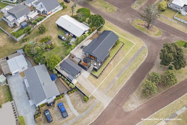 Photo of property in 2 Prescott Place, Pauanui, Hikuai, 3579