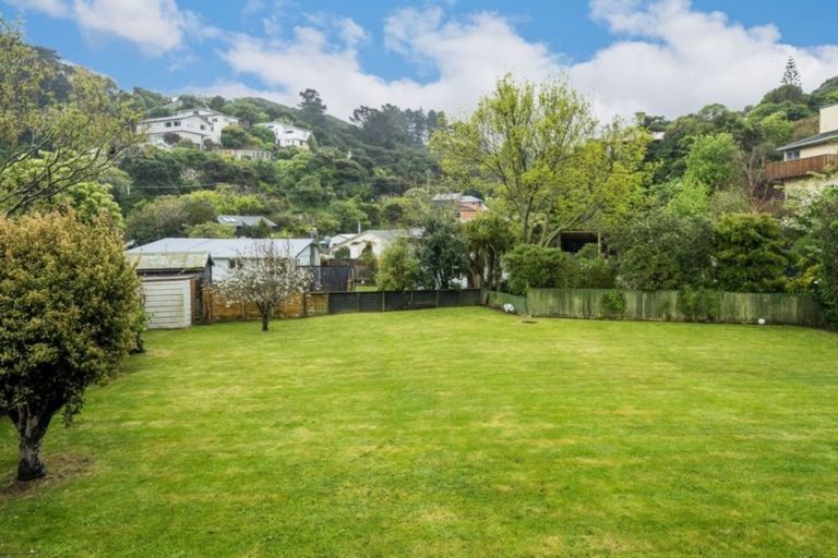Photo of property in 69 Cluny Road, Plimmerton, Porirua, 5026