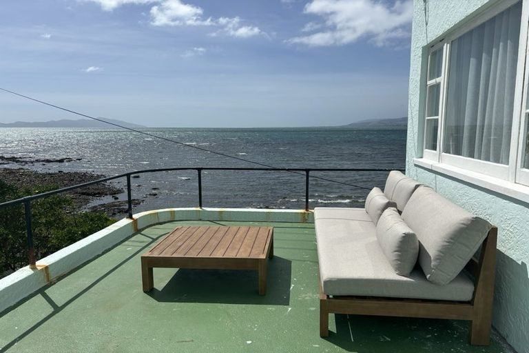Photo of property in 20 Ocean Parade, Pukerua Bay, 5026