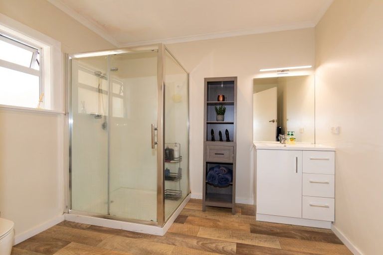 Photo of property in 11 Ashcroft Street, Pirimai, Napier, 4112