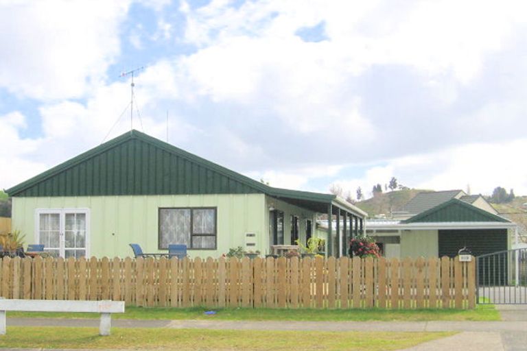 Photo of property in 109 Martyn Road, Whangamata, 3620