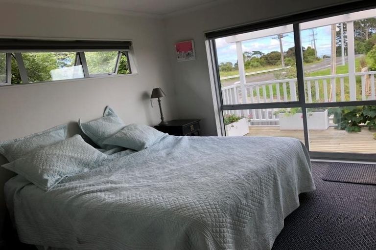 Photo of property in 23 Viridian Lane, Greenhithe, Auckland, 0632