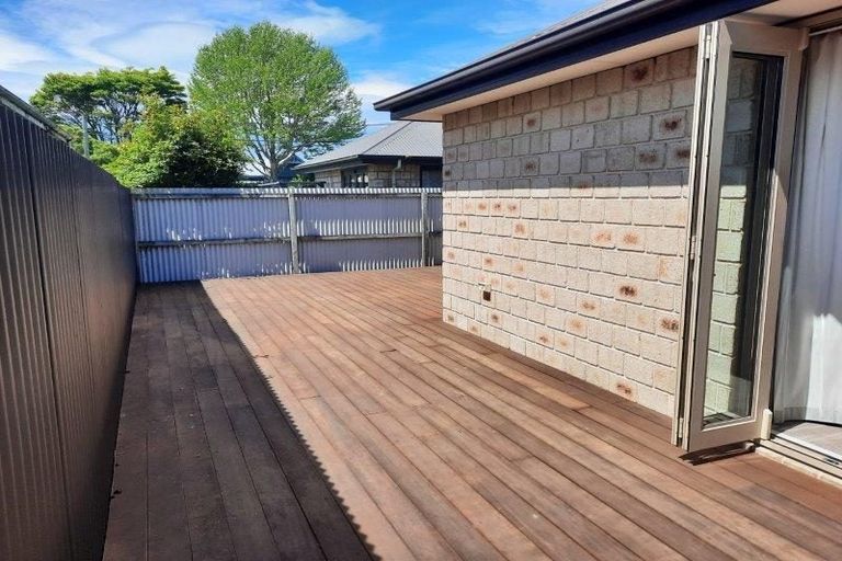 Photo of property in 65 Cleveland Street, Edgeware, Christchurch, 8013