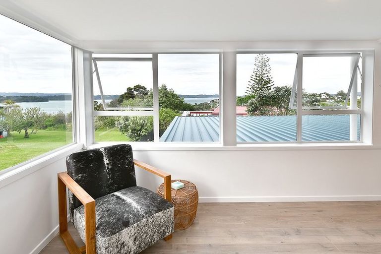 Photo of property in 41 Rangimaarie Crescent, Snells Beach, 0920