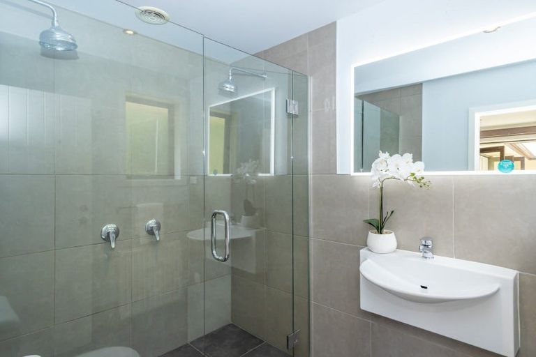 Photo of property in 28 Quill Street, Lake Hayes, Queenstown, 9304