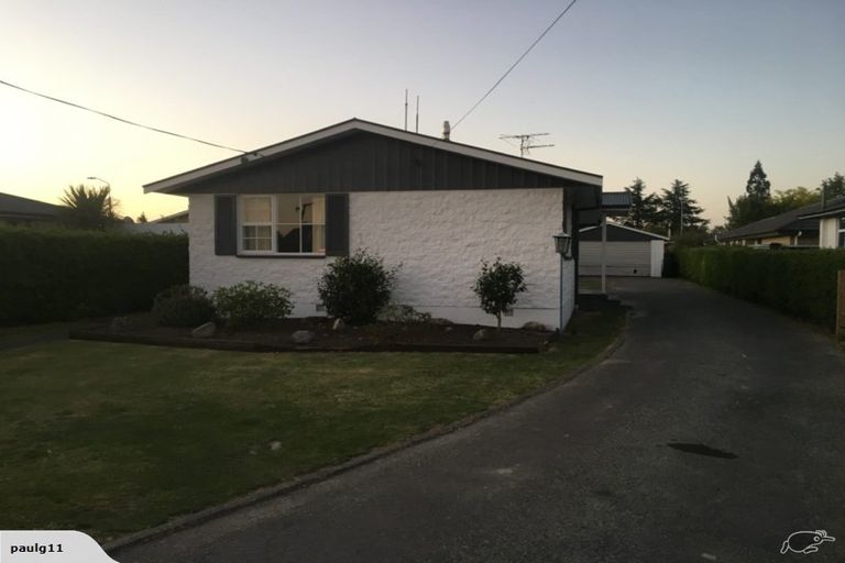 Photo of property in 60 Mcmurdo Street, Tinwald, Ashburton, 7700