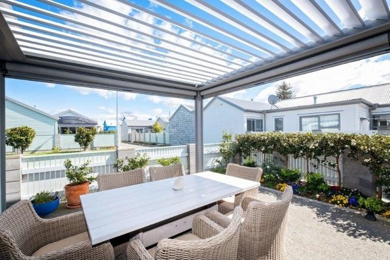 Photo of property in 3 Macauley Street, Ahuriri, Napier, 4110