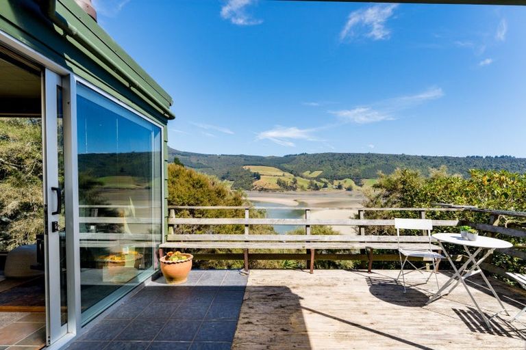 Photo of property in 50 Bay Road, Purakaunui, Port Chalmers, 9081