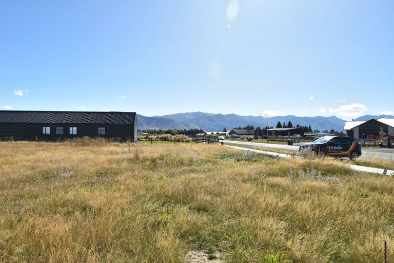 Photo of property in 16 Temple Drive, Twizel, 7901