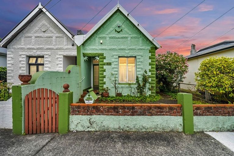 Photo of property in 47 Riddlers Crescent, Petone, Lower Hutt, 5012