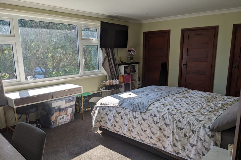 Photo of property in 30 Durham Crescent, Fairfield, Lower Hutt, 5011