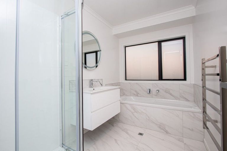 Photo of property in 12a Jamieson Crescent, St Andrews, Hamilton, 3200