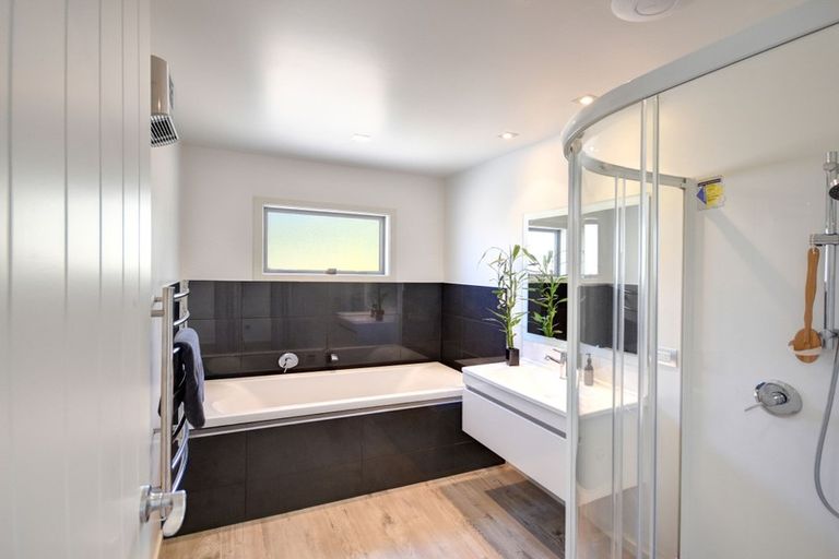 Photo of property in 80 Riccarton Road East, East Taieri, Mosgiel, 9024