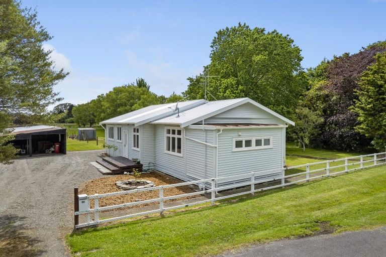 Photo of property in 32 Cambridge Street, Pahiatua, 4910