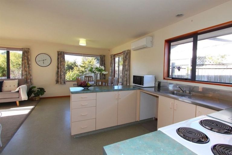 Photo of property in 339 Keyes Road, New Brighton, Christchurch, 8083