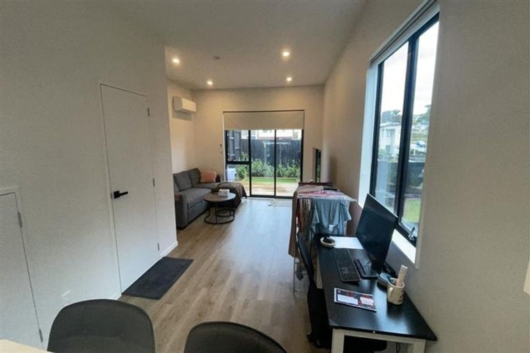 Photo of property in 1 Kiato Lane, Flat Bush, Auckland, 2019