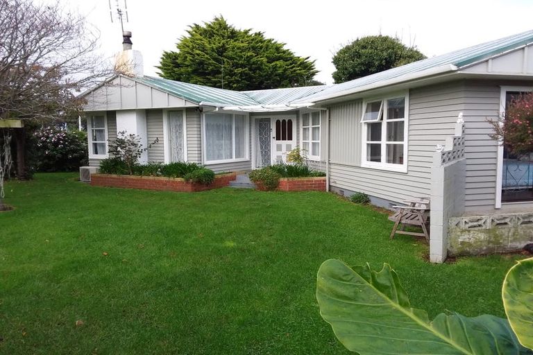 Photo of property in 7 Hadfield Street, Patea, 4520