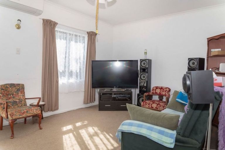 Photo of property in 61 Gordon Street, Dannevirke, 4930