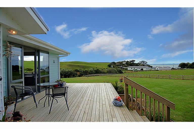 Photo of property in 3 Allan Road, Awhitu, Waiuku, 2684