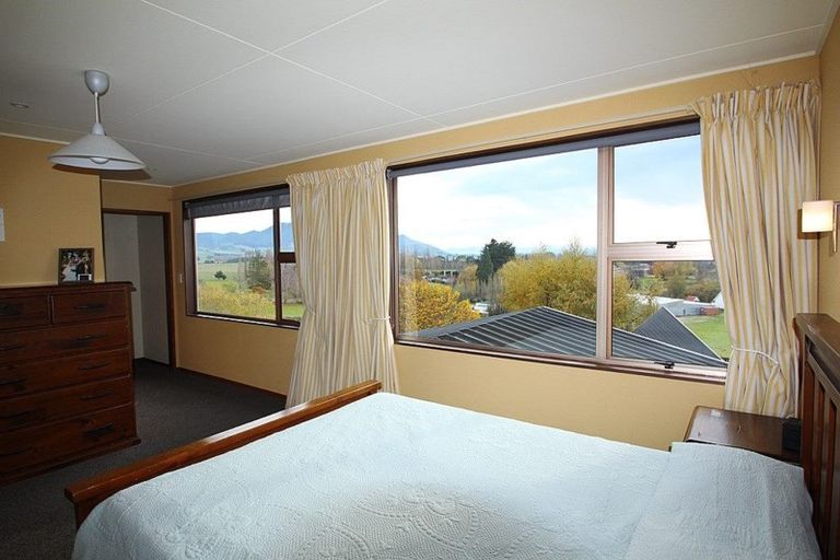 Photo of property in 48 Norton Street, Gore, 9710