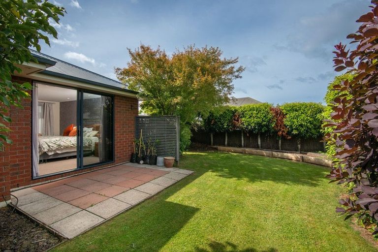 Photo of property in 16 Fenty Place, Mosgiel, 9024