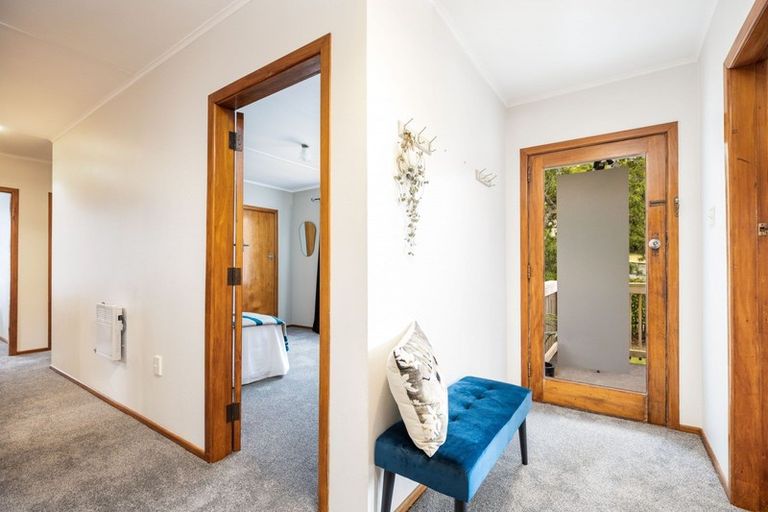 Photo of property in 79 Awanui Street, Merrilands, New Plymouth, 4312