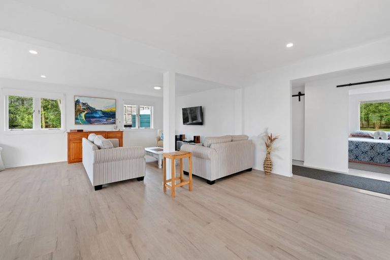 Photo of property in 20 Komiti Road, Tinopai, 0593