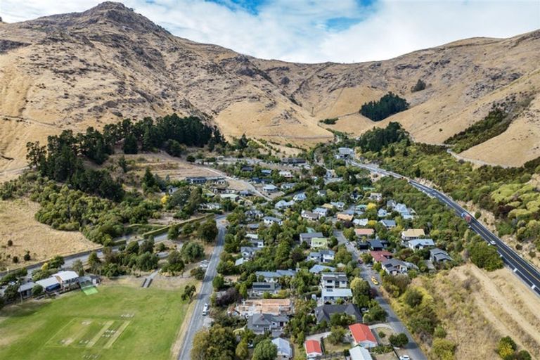 Photo of property in 59 Flinders Road, Heathcote Valley, Christchurch, 8022