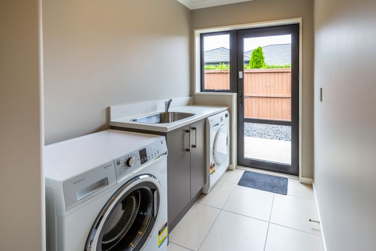 Photo of property in 39 Mariposa Crescent, Aidanfield, Christchurch, 8025