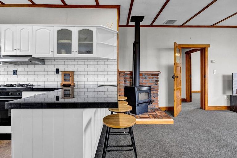 Photo of property in 196 Glover Road, Hawera, 4610