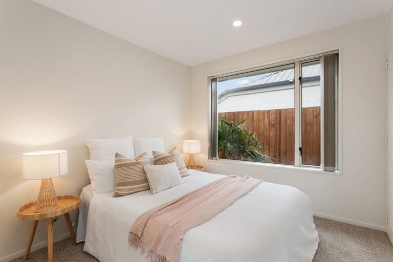 Photo of property in 15 Ashmore Lane, Strowan, Christchurch, 8052