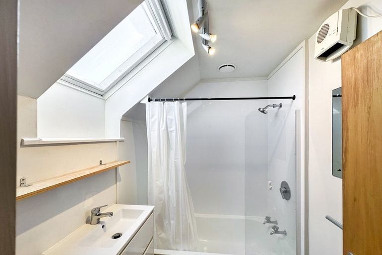Photo of property in 30 Mcbain Grove, Avalon, Lower Hutt, 5011