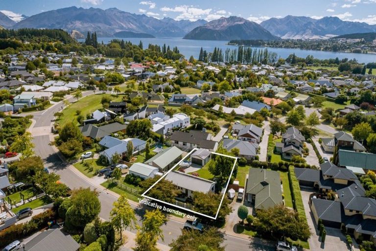 Photo of property in 48 Meadowstone Drive, Wanaka, 9305