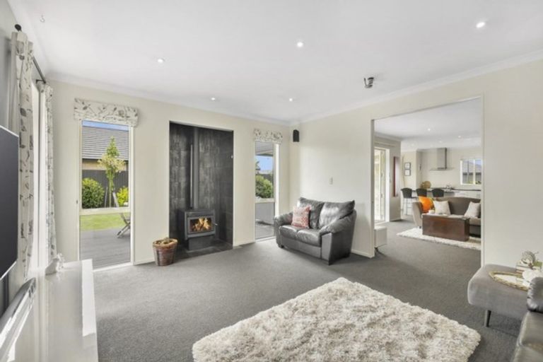 Photo of property in 25 Beaumont Drive, Rolleston, 7614