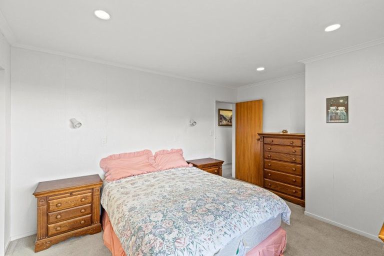 Photo of property in 9c Del Mar Place, Merrilands, New Plymouth, 4312